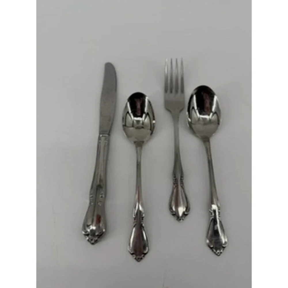 Oneida Chateau Stainless Flatware Mixed Set Oneidacraft Deluxe Floral Scroll 4pc